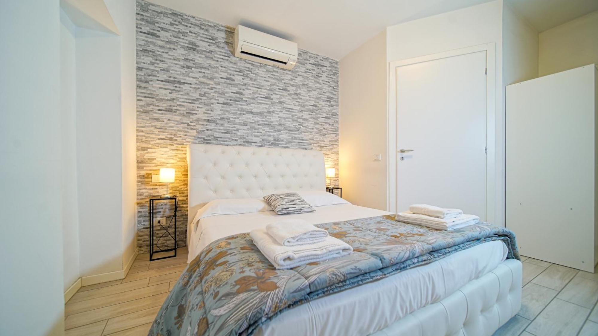 Langolo Di Laura Borgo Roma Destiny Home 3 Верона Екстериор снимка